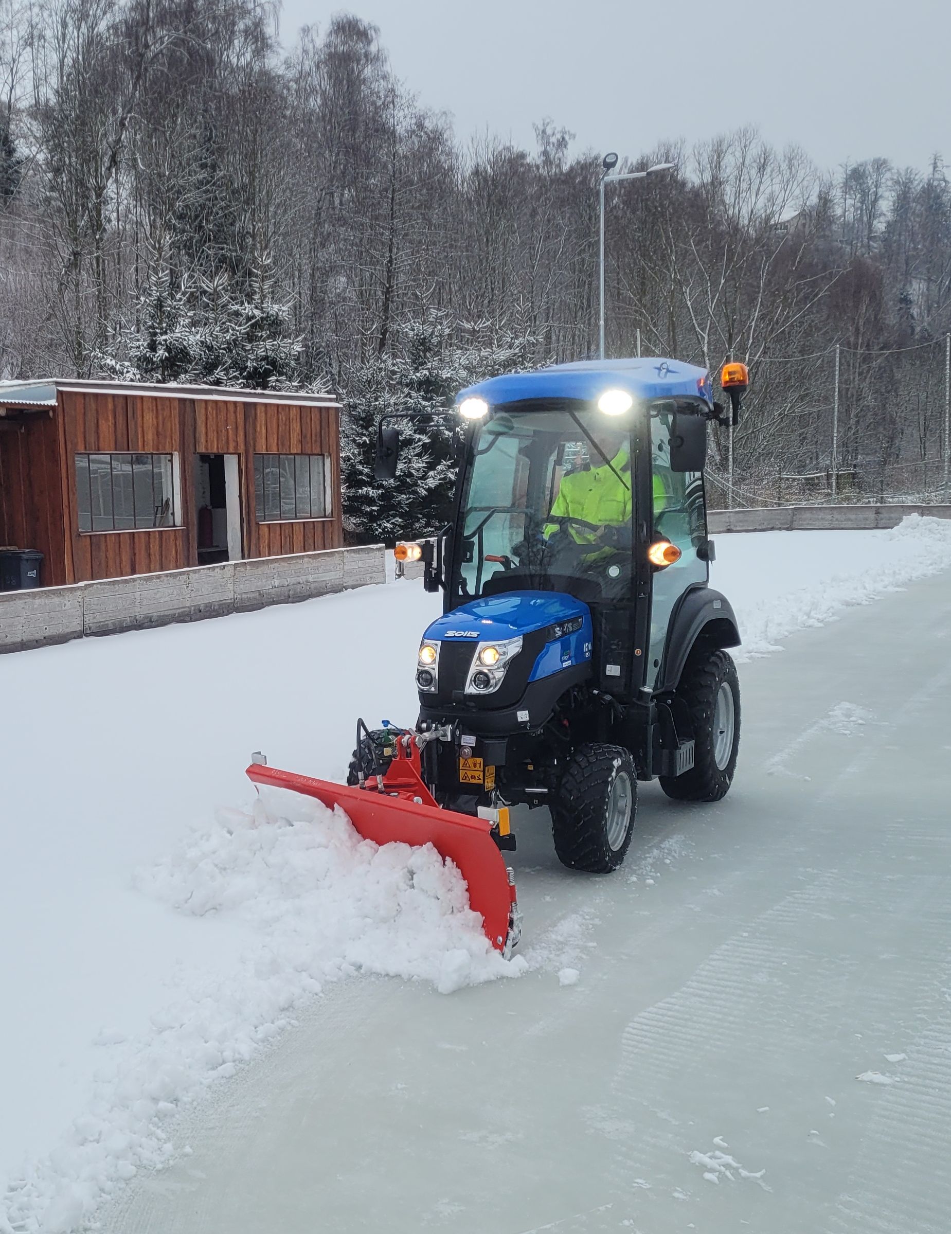 Pořídili jsme malotraktor SOLIS
